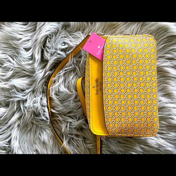 Kate Spade Link Camera Bag - Picture 7 of 8